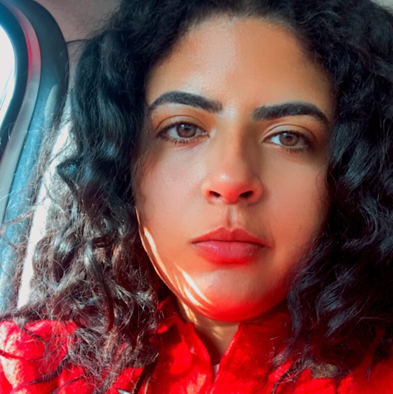 {"eId":"224726039379284","CameraPosition":2}